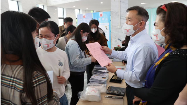 武漢市國家保密局走進(jìn)江漢大學(xué) 開展國家安全教育主題活動